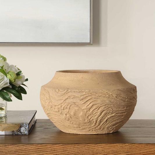 Sandstone Flow - Small Terracotta Vase - Light Brown