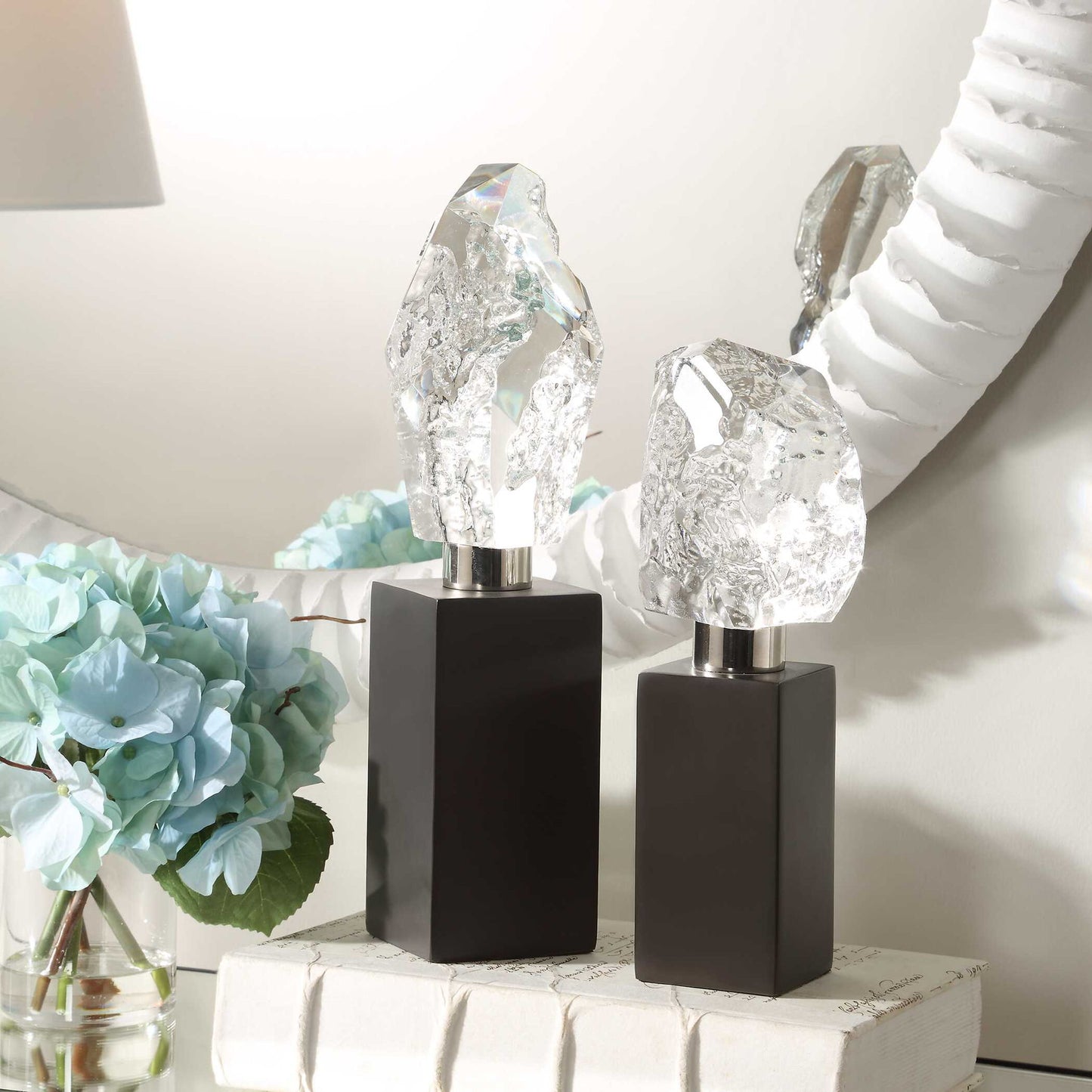 Crystal Peak - Sculptures (Set of 2) - Black / Silver