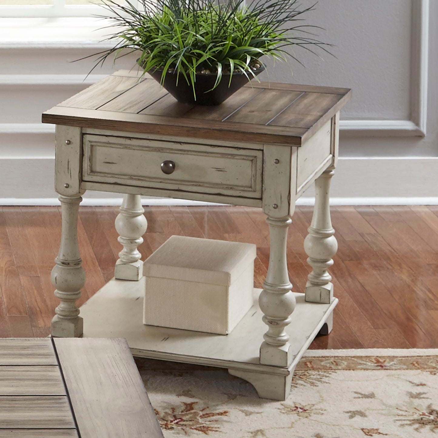 Morgan Creek - 3 Piece Living Room Set - White
