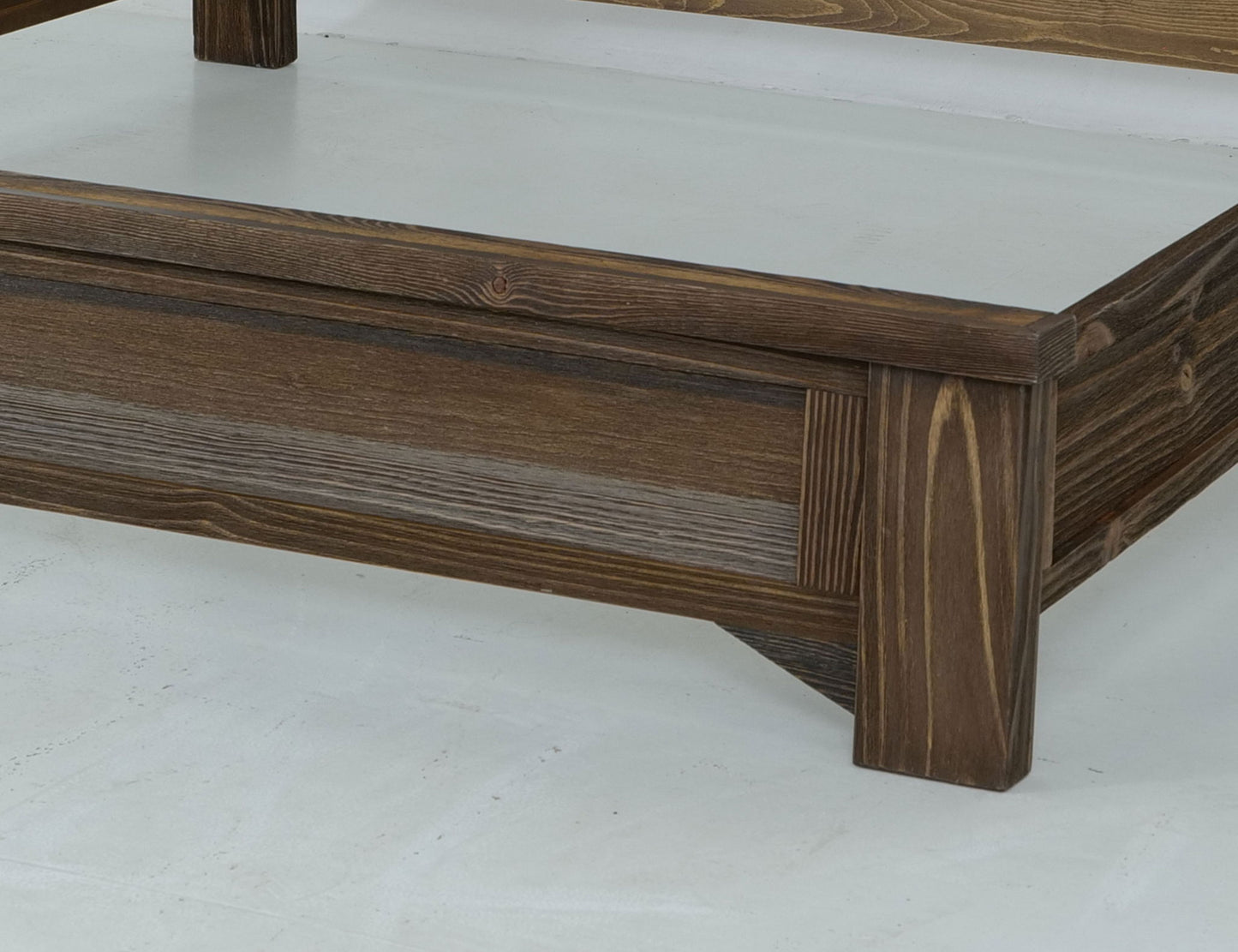 Town - Queen Platform - Multicolor