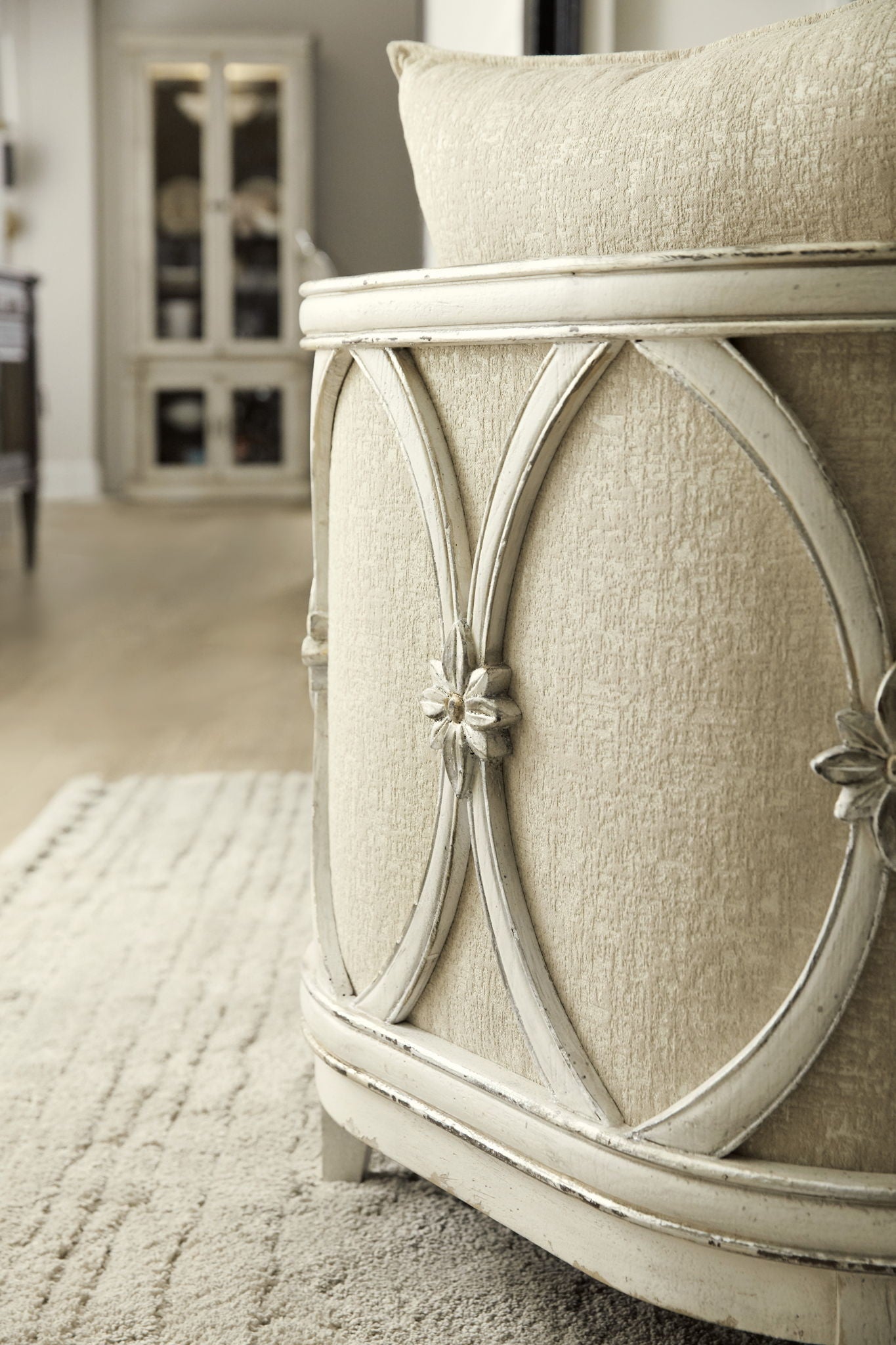 Sanctuary 2 - Mariette Lounge Chair