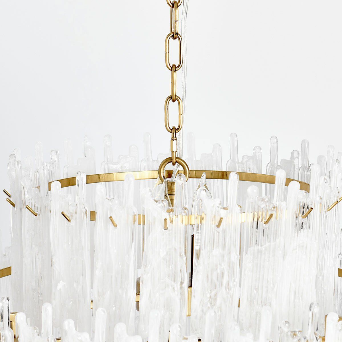 Everly - Chandelier Round - Clear/White