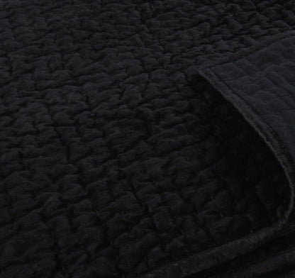 Bari - Velvet Quilt