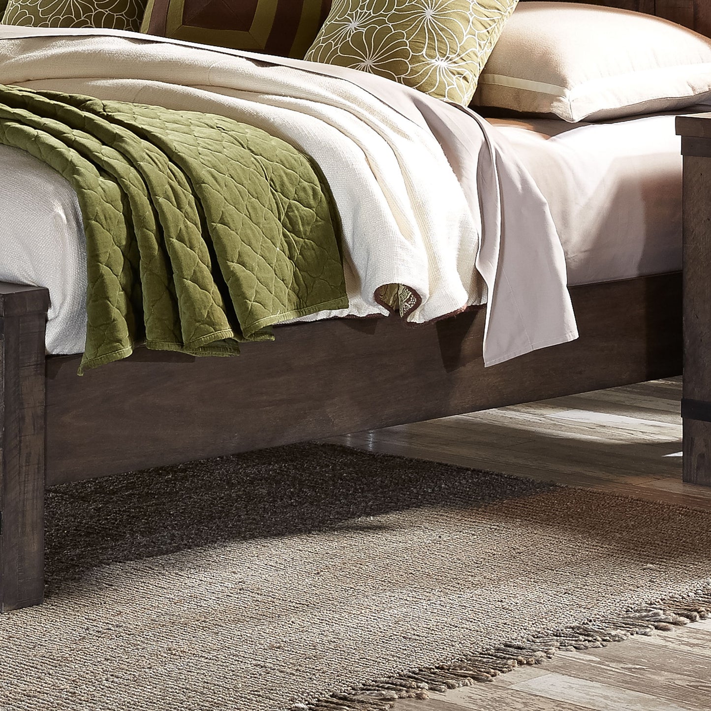 Thornwood Hills - Panel Bed Rails - Dark Brown
