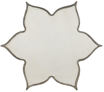 Sanctuary 2 - C Est La Vie Table