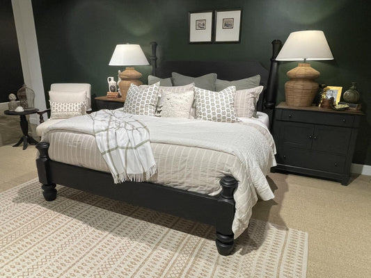 Vintage Market - Complete Chimney Post Bed