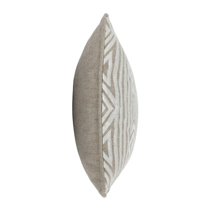 Intrigue - IN Raleigh Pillow - Natural / Ivory