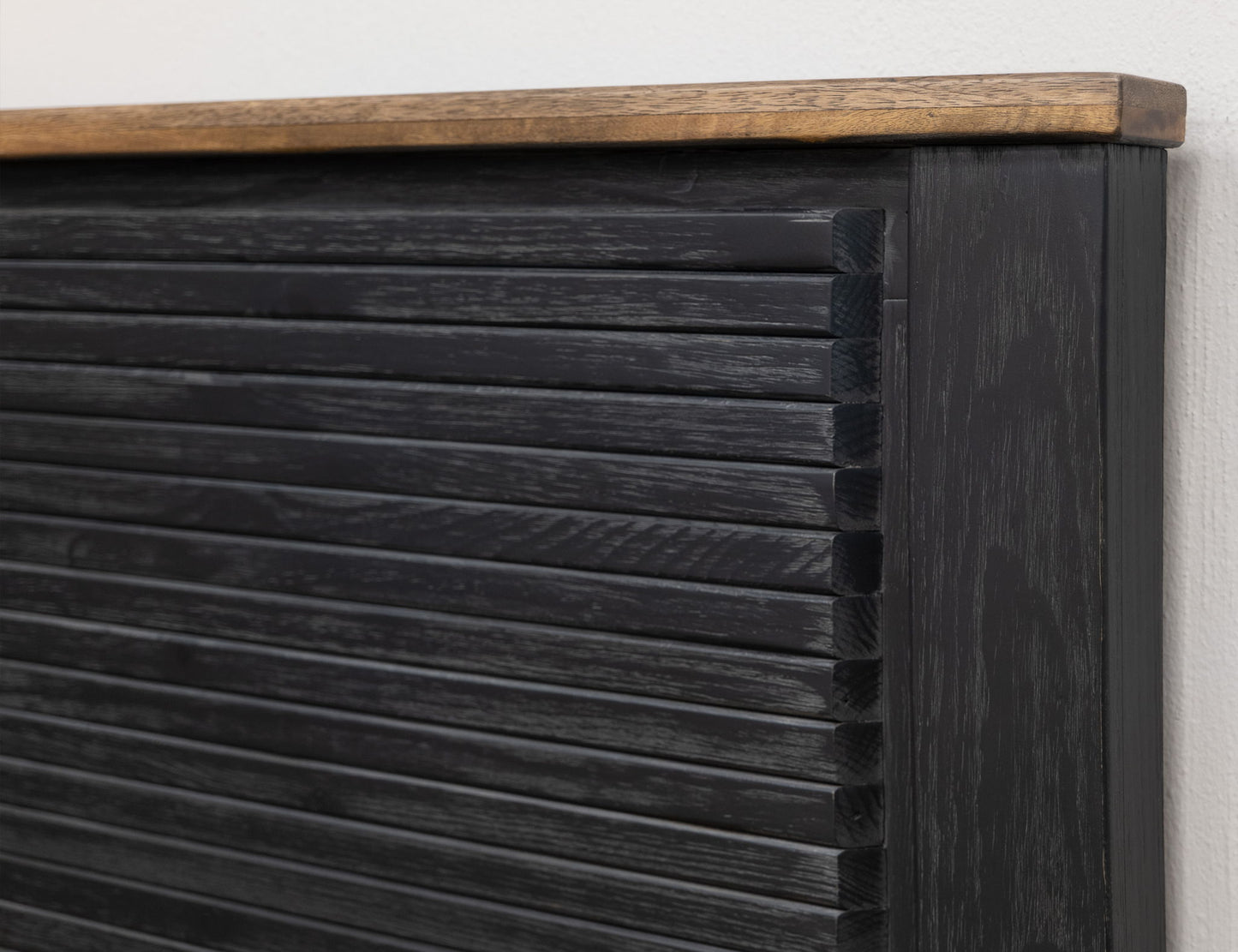 Empire - King Platform - Satin Black / Brown