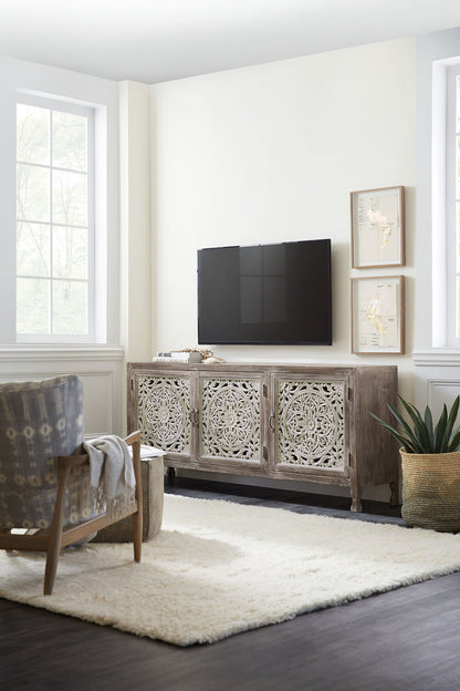 Commerce And Market - 80" Entertainment Console