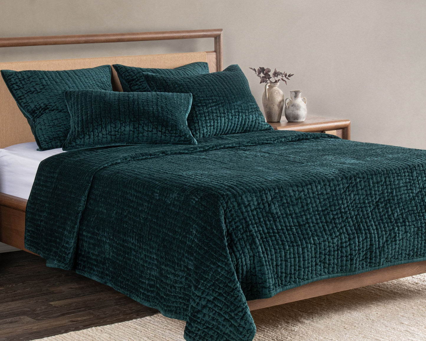 Bari - Velvet Quilt