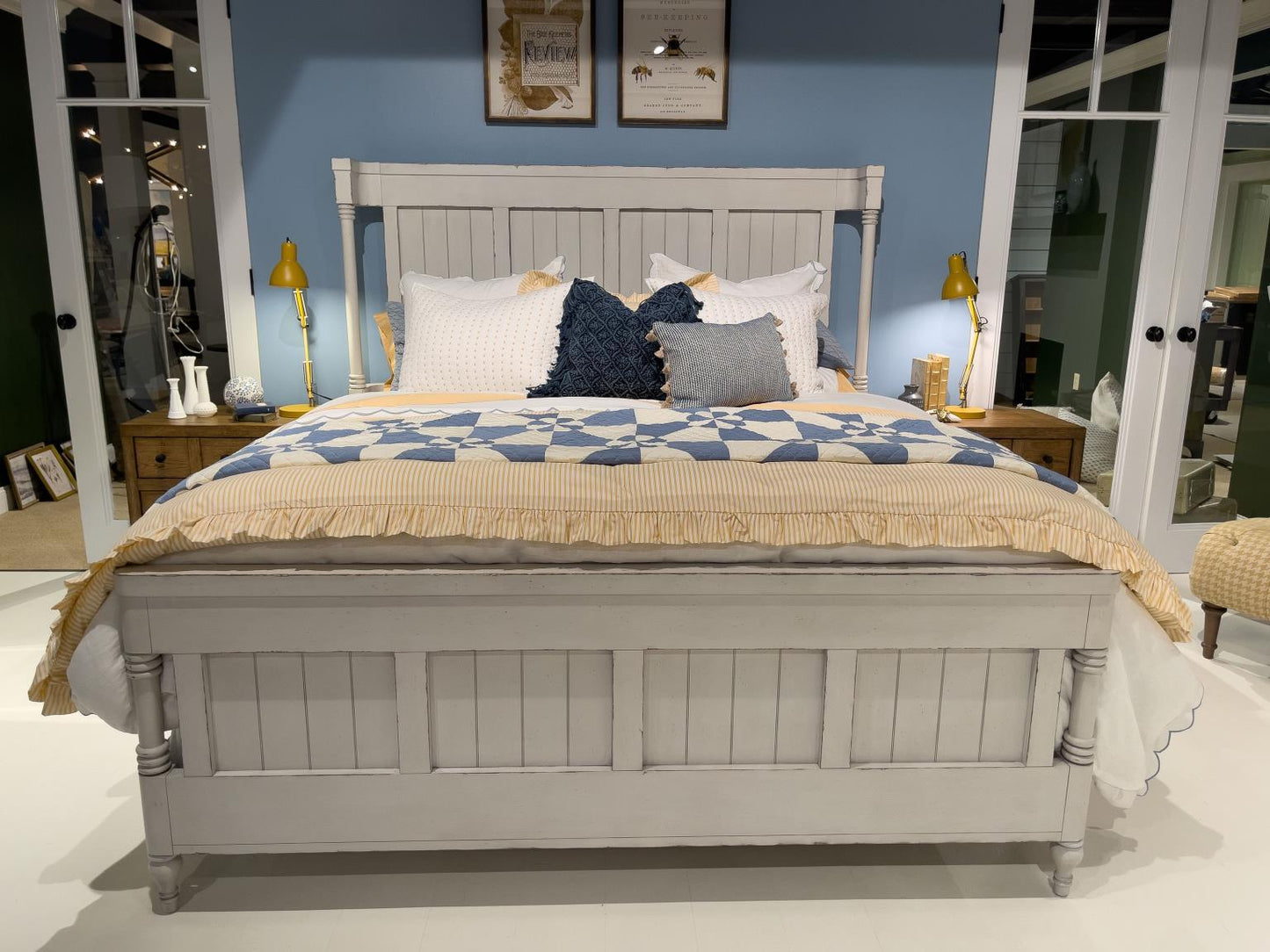 Vintage Market - Complete Shelter Bed