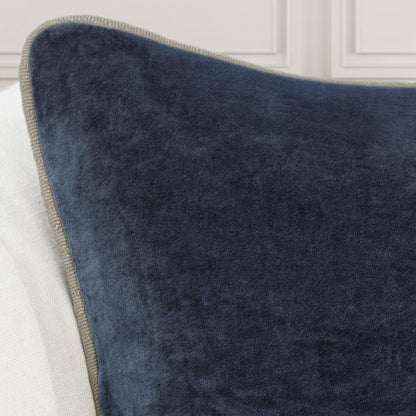 Heirloom Velvet - SLD Pillow
