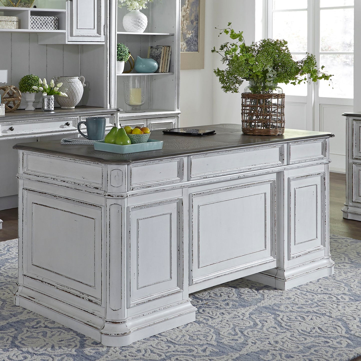 Magnolia Manor - Jr Executive Desk Base - White